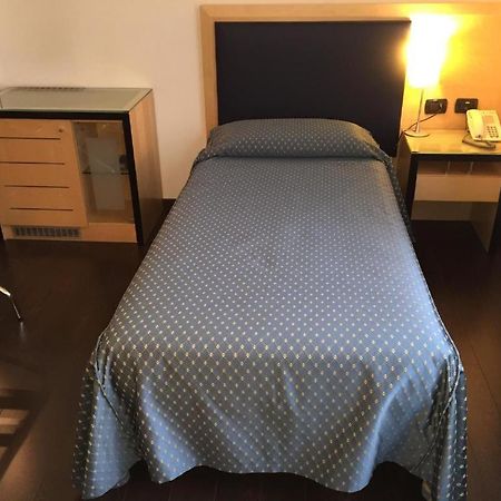 Luxury Rooms Padova Station Экстерьер фото